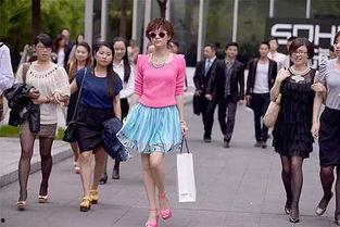 国产熟女色情广场舞视频,国产熟女色情广场舞视频魅力绽放